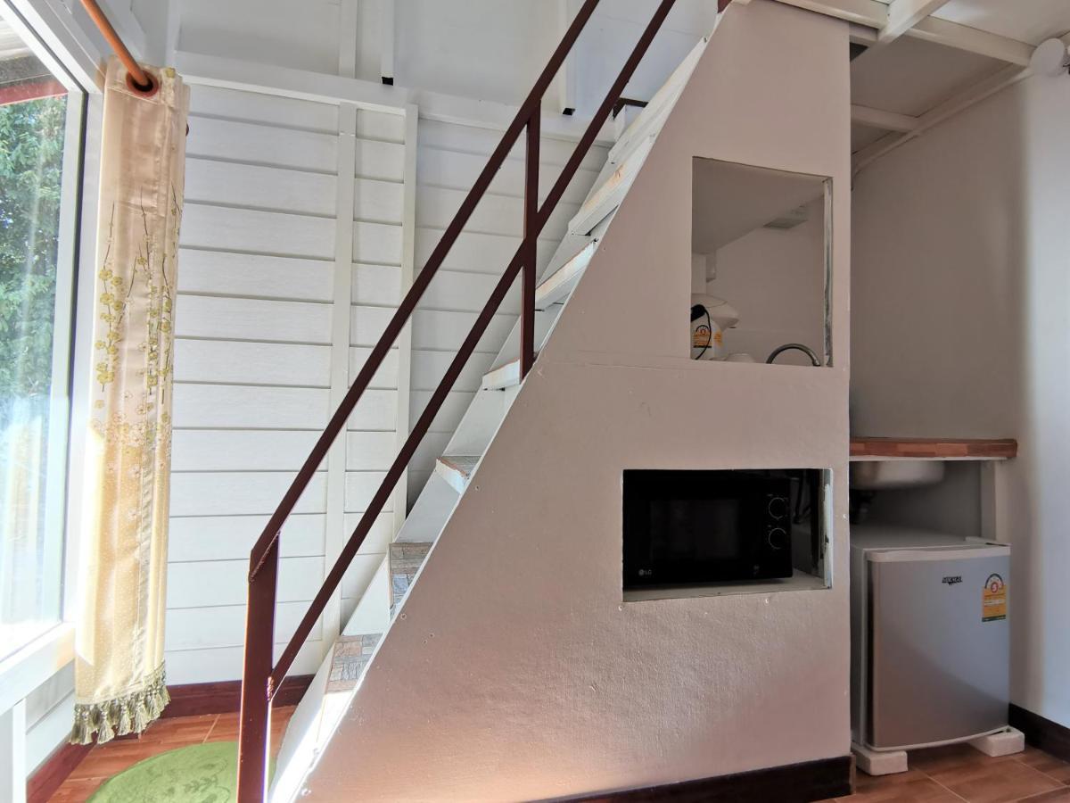 Phuhaya Bamboo Bungalows Ko Lanta Extérieur photo